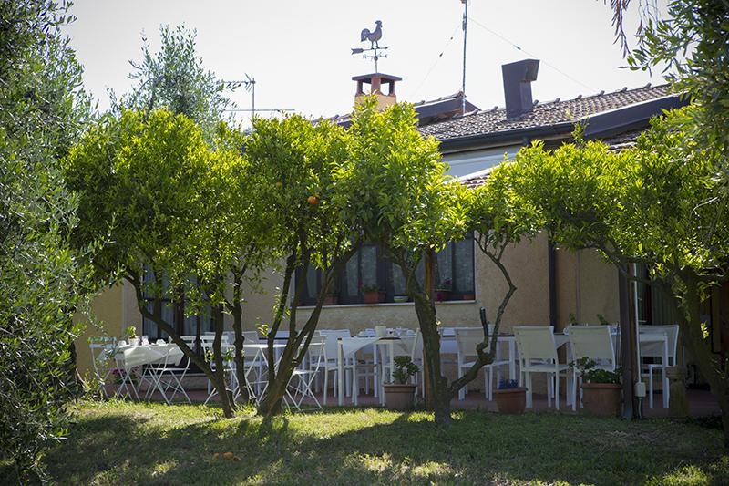 La Cipriana Villa กัสตาลเญโต การ์ดุชชี ภายนอก รูปภาพ